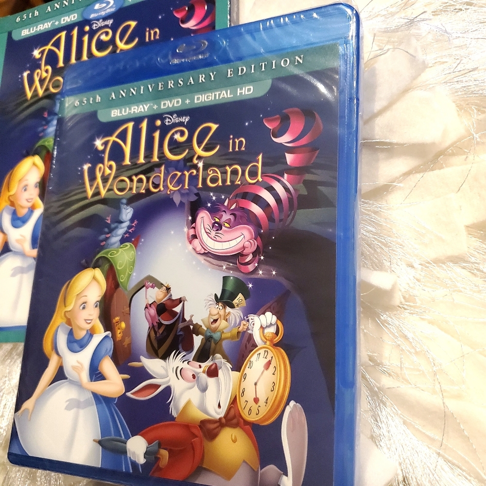 Disney Alice in Wonderland Movie Blu‑ray/DVD Digital HD  65 Anniversary Edition